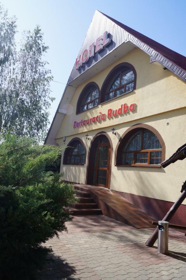 Hotel-Restauracja-Bar Rudka Ostrowiec Swietokrzyski Ngoại thất bức ảnh
